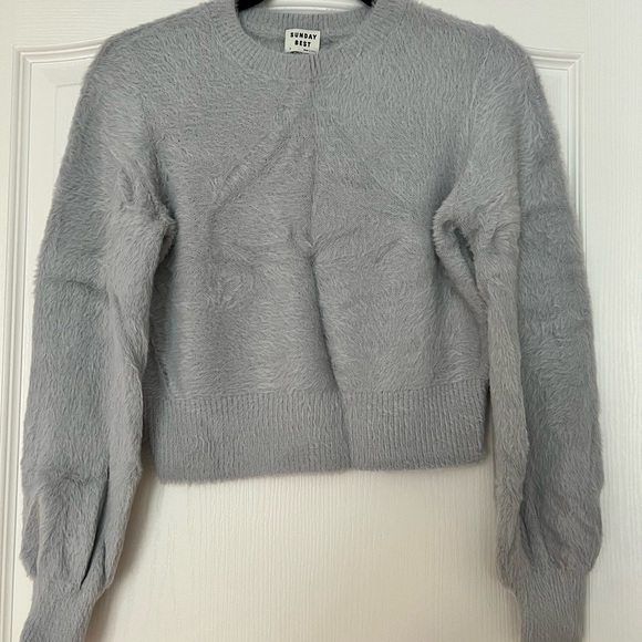 Aritzia Sunday Best Kitten Sweater - Picture 6 of 6